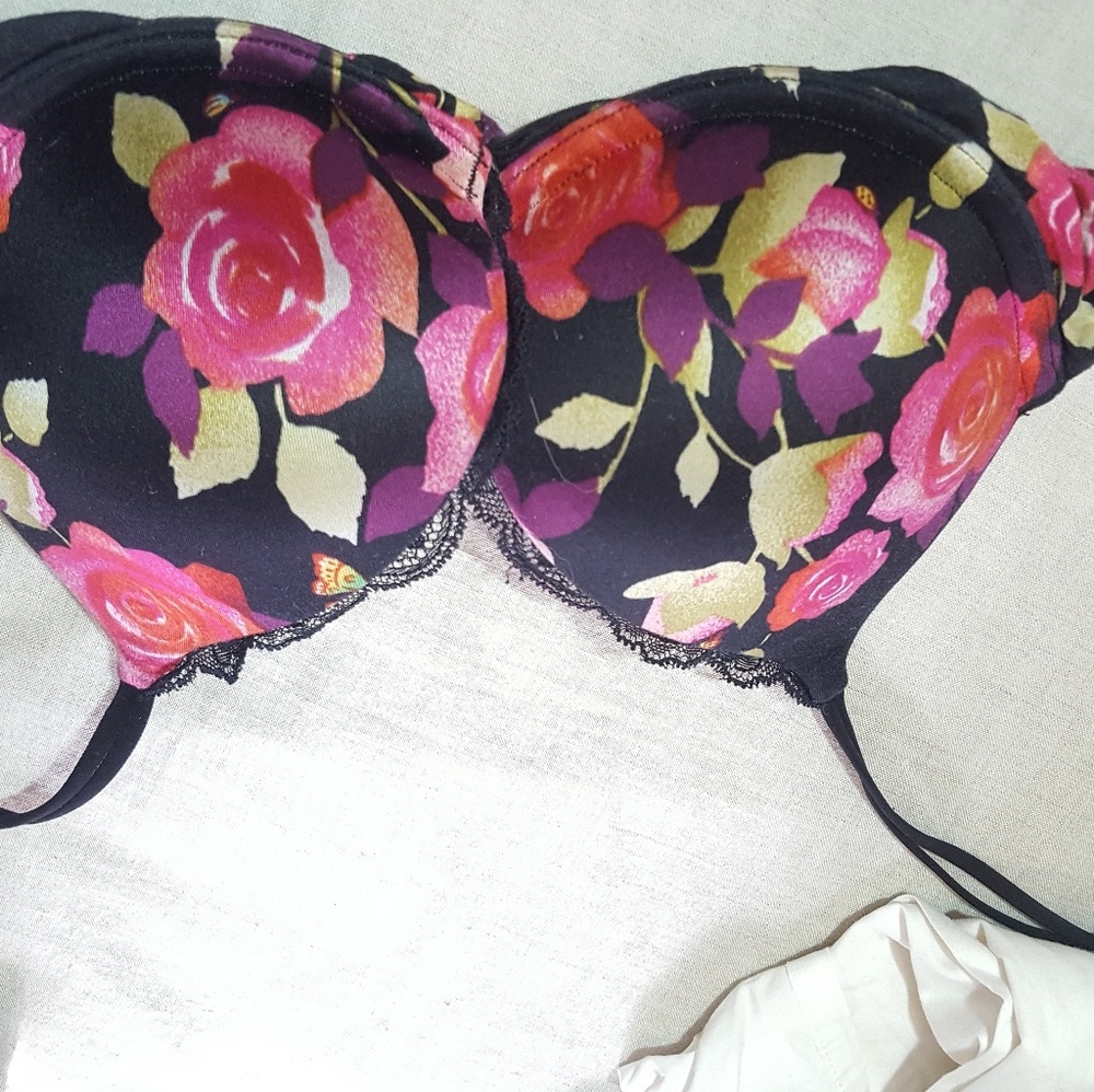 Victoria secret bra